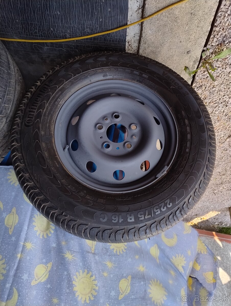 Predám rezervu 225x75x16 C