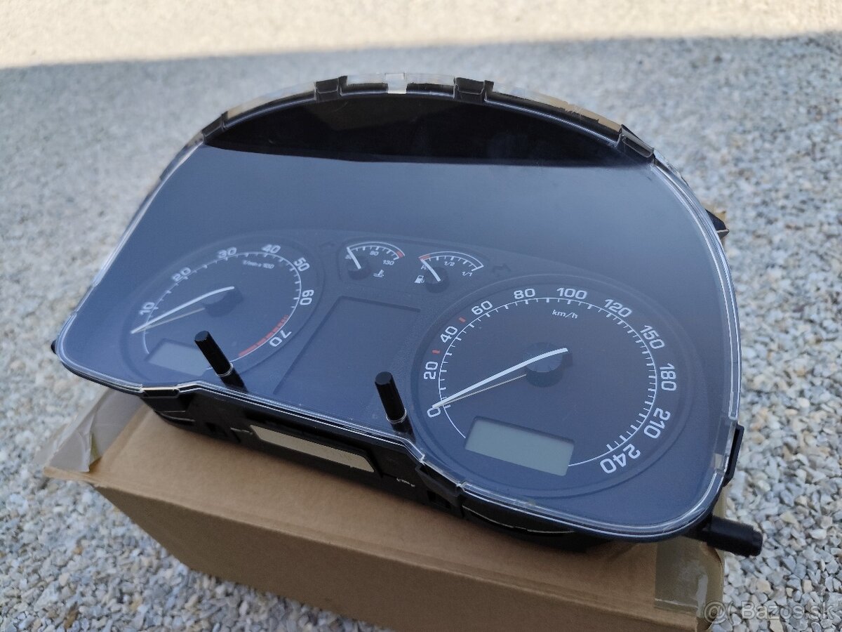 Budíky - polodot - Octavia 1 (mk1) - benzín