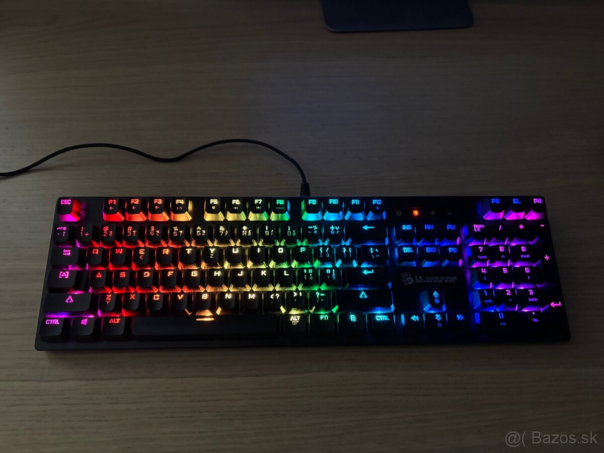 Mechanicka klavesnica a4tech