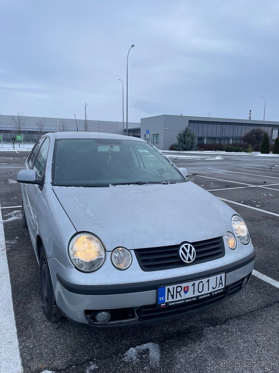 Volkswagen Polo 1.4i A/T