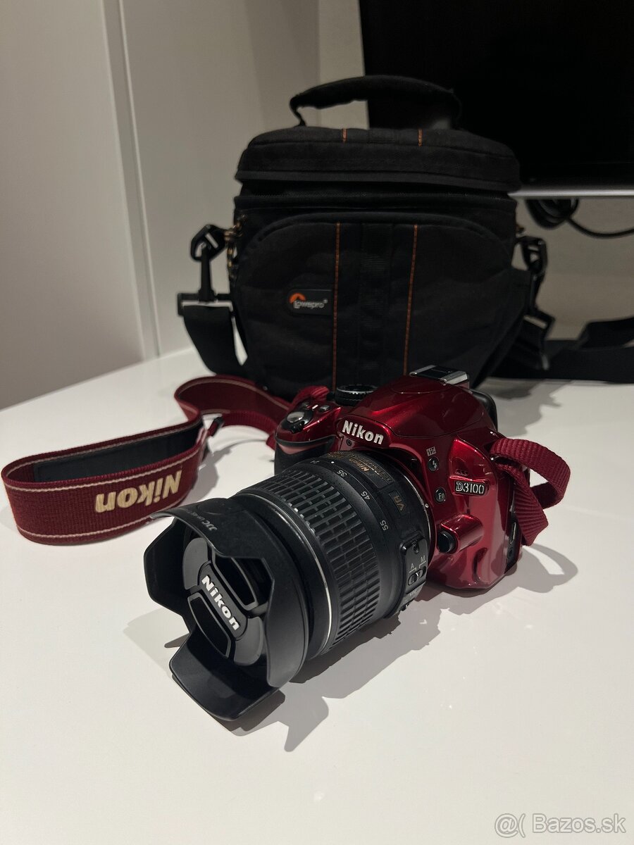 Nikon D3100 + objektív 18-55mm + obal + slnečná clona