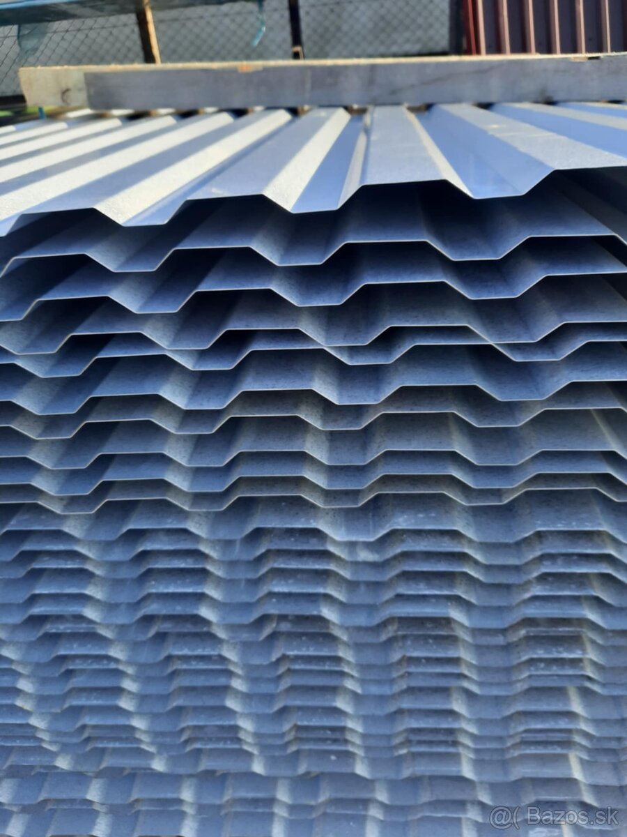 Trapézové Plechy T14 Alucink,8019Mat,9005Mat,7016Mat3009