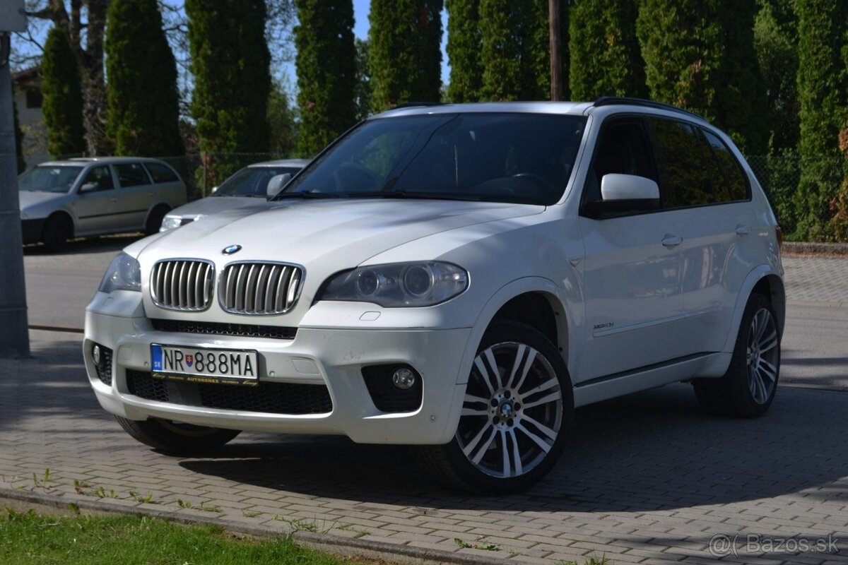 BMW X5 xDrive M Packet 225kw