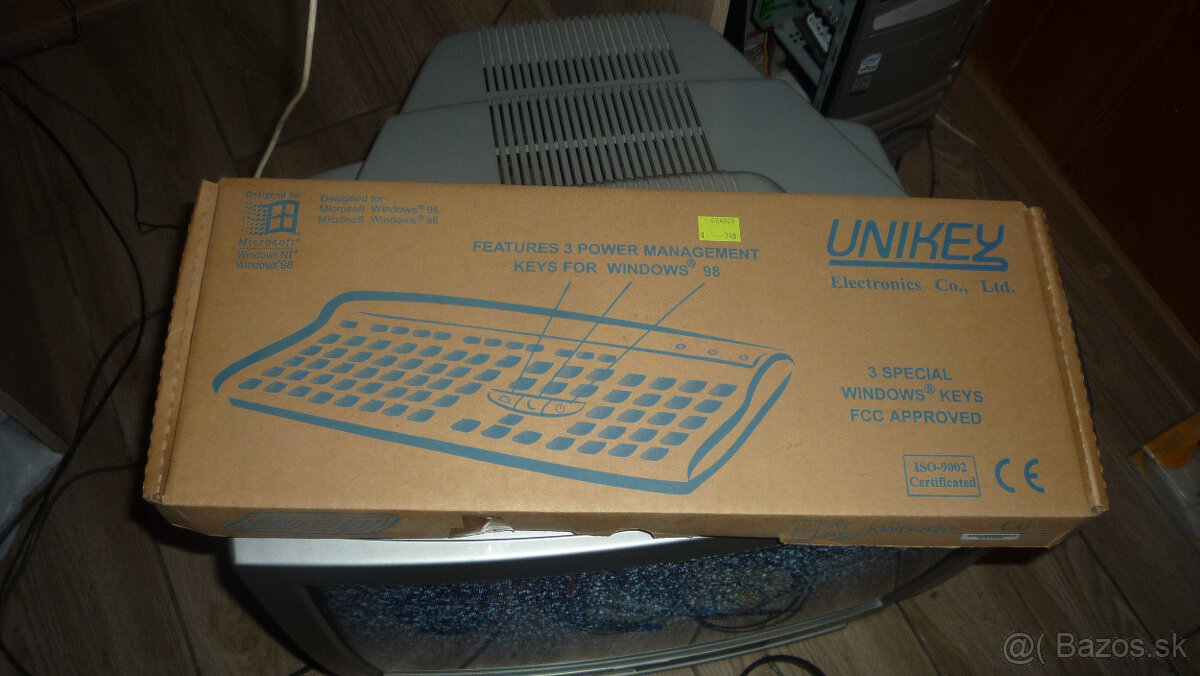 Predam stare Klávesnice Unikey KWD-820 Funkcny