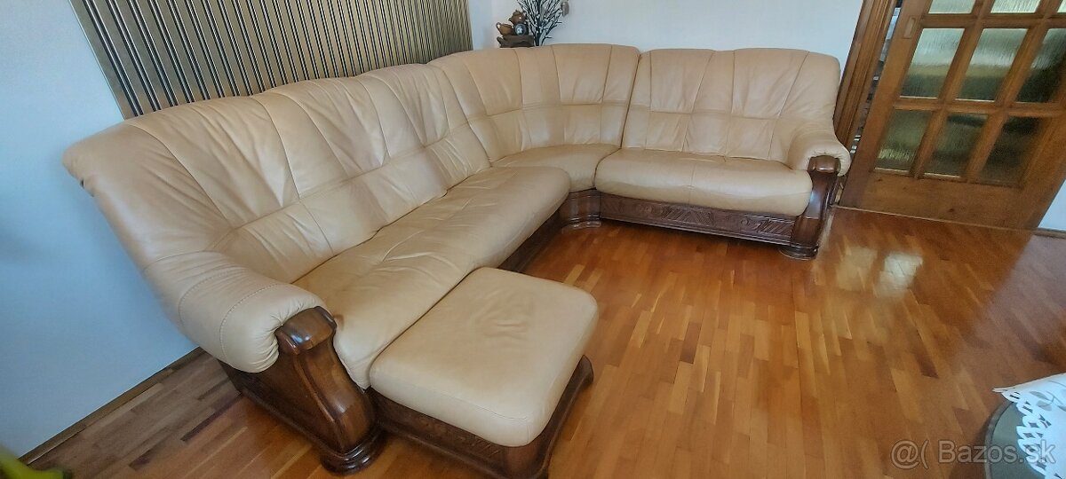 Kožená rohová sedacia súprava