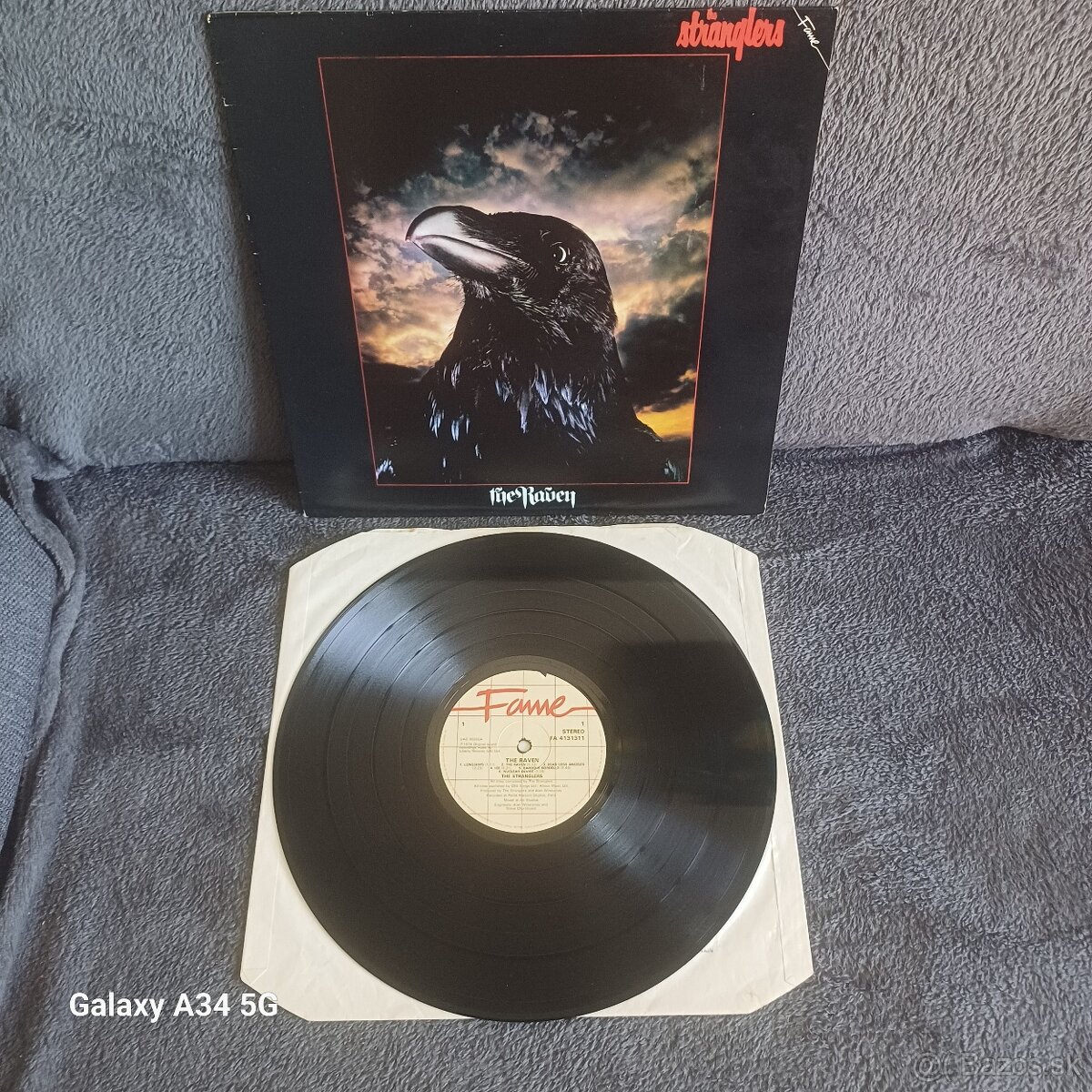 The Stranglers - Raven