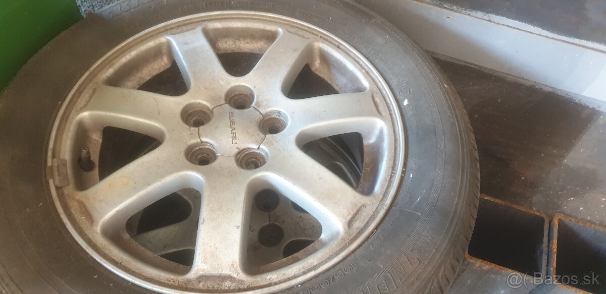 Elektróny Subaru.