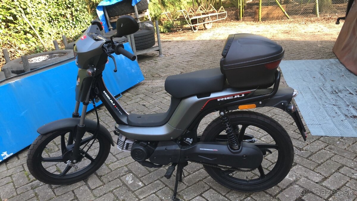 Skúter Rieju ONE