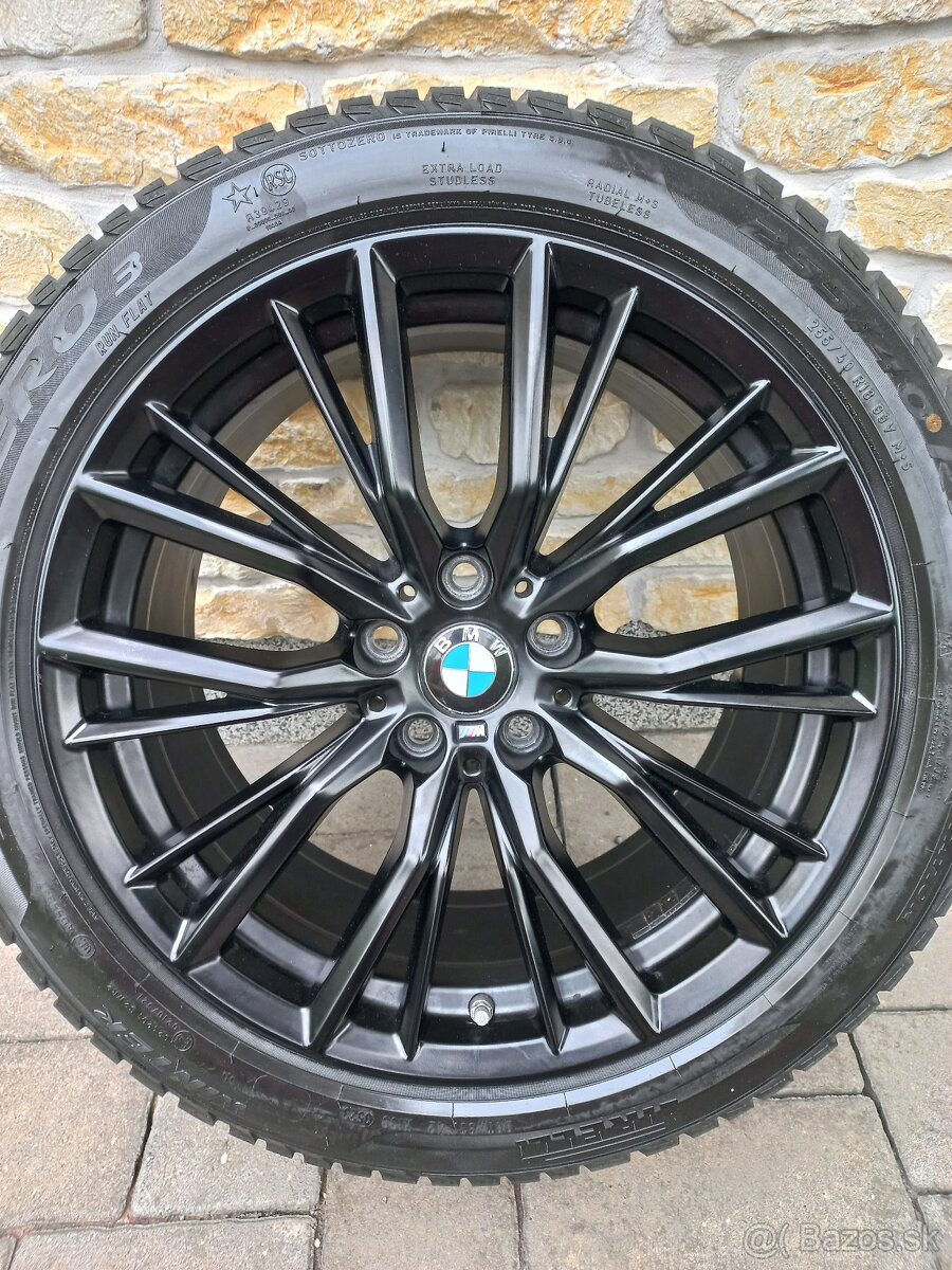 BMW 3 G20 zimní sada 796 dvourozměr 225/45 a 255/40 R18