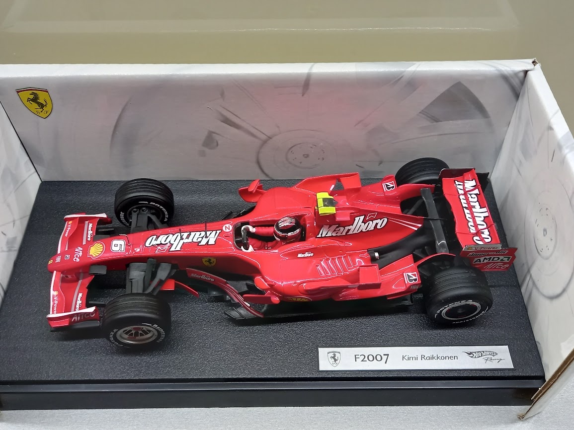 F1 FERRARI F2007 2007 MARLBORO RAIKKONEN HOTWHEELS 1:18