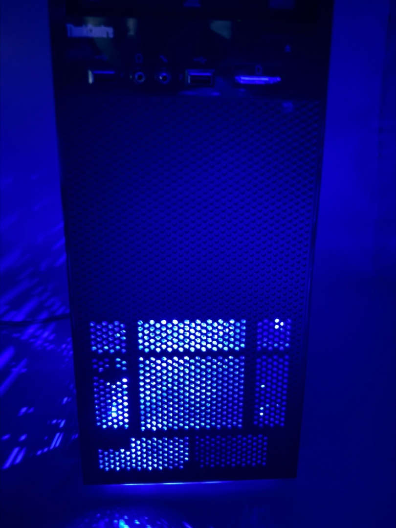 Herný počítač Lenovo Intel i5 4590 4x3,30GHz.AMD RX560 4G