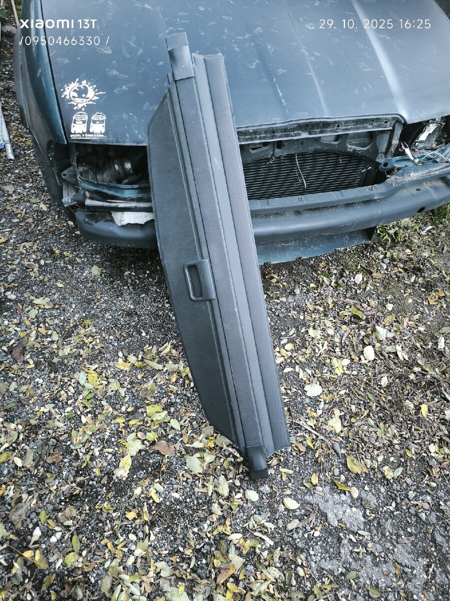 Zadné roletka čierna RS OKTAVIA 1 Combi