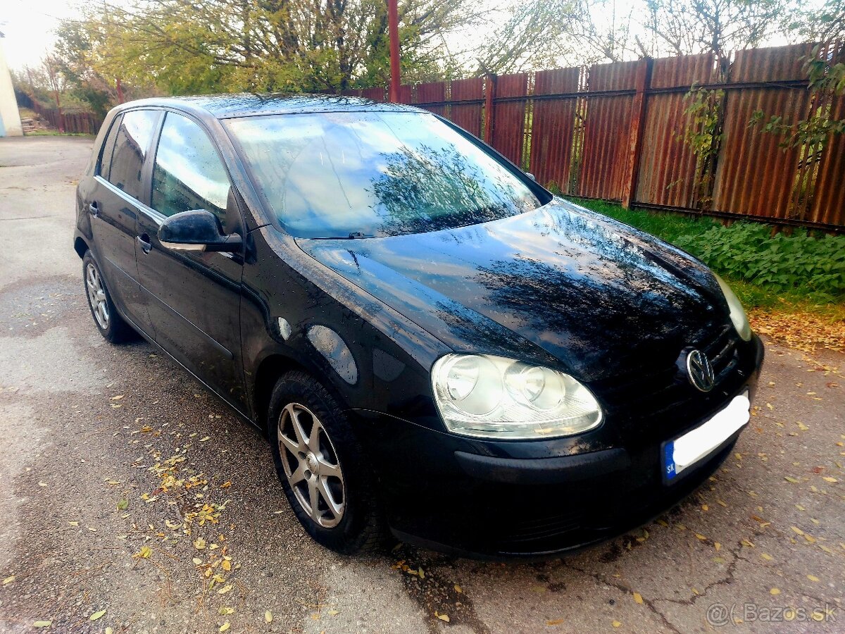 Predám VW Golf V Benzín