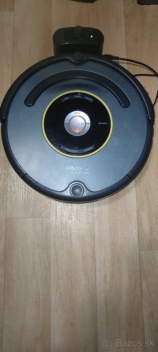 Predám vysávač iRobot Roomba