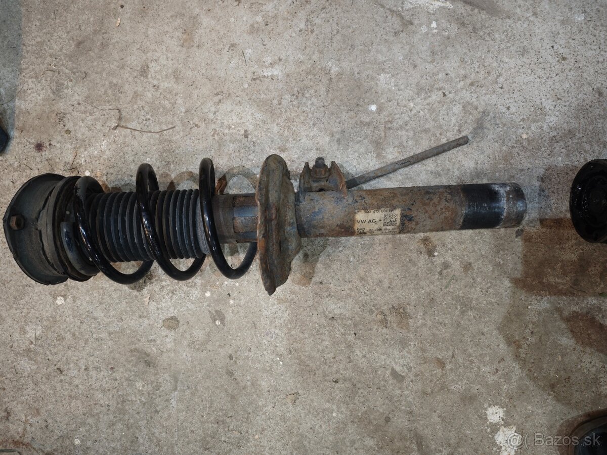 Superb 3 predný tlmič