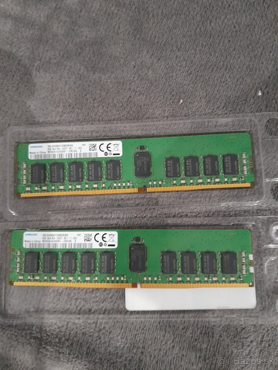 M393A1G40DB1-CRC - Samsung 1x 8GB DDR4-2400 2ks