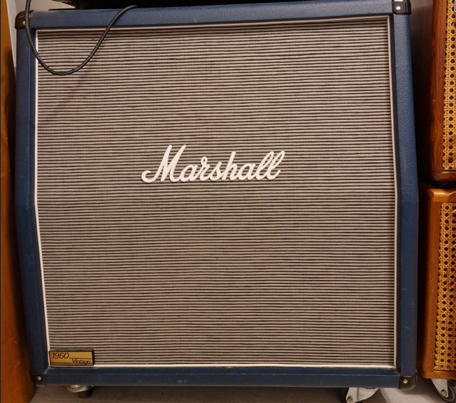 Marshall 1960 vintage blue