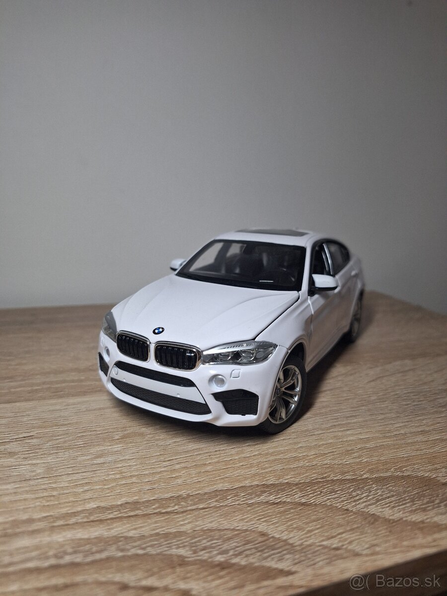 BMW X6M 1:24 Rastar.