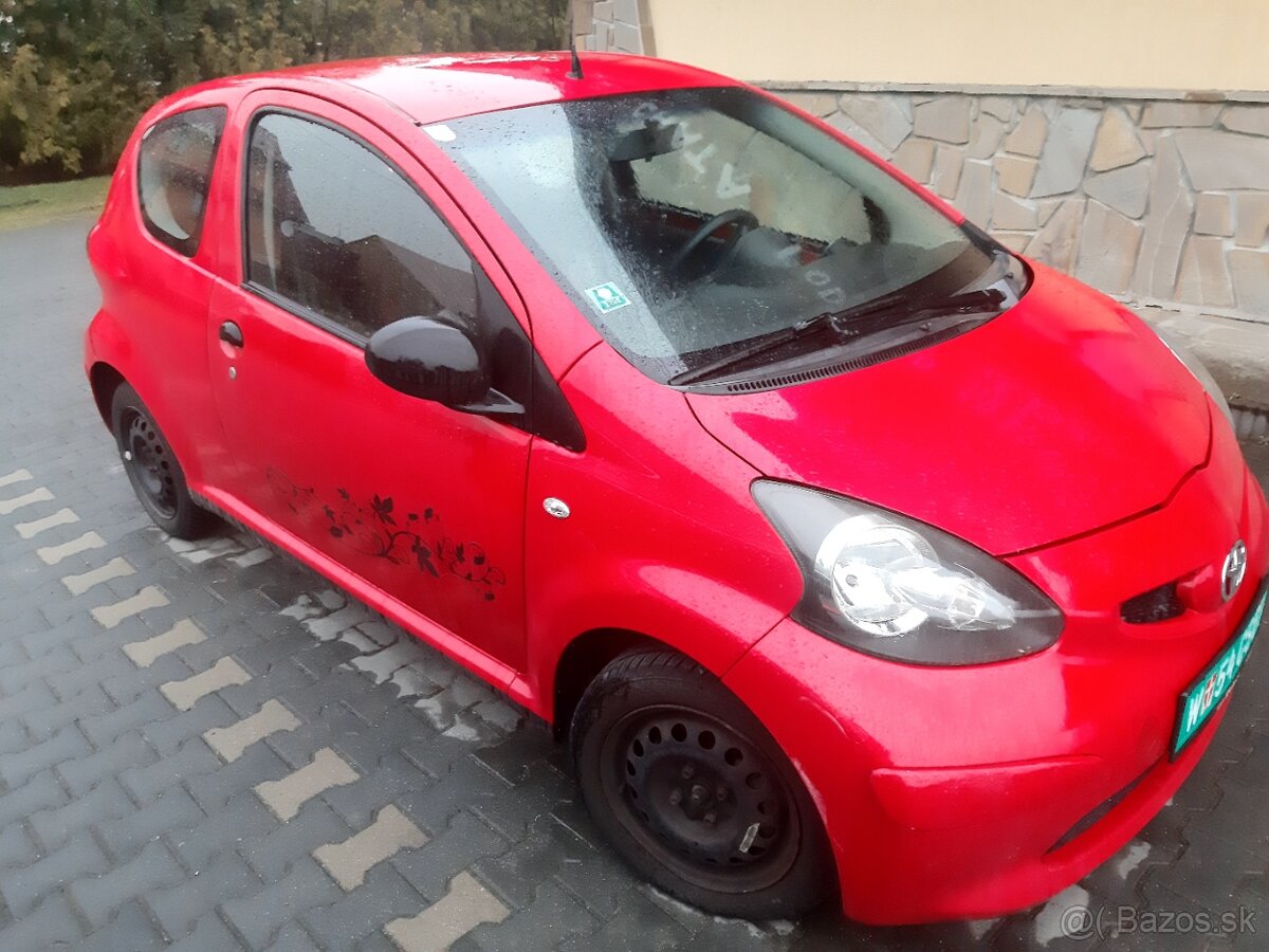 Predam Toyota aygo 2007