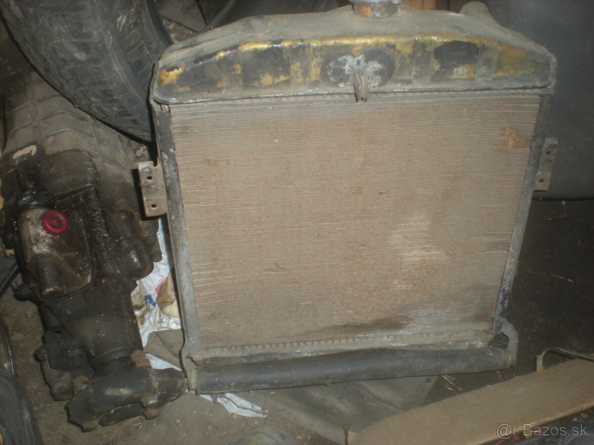 Predam chladič zo škody 1203
