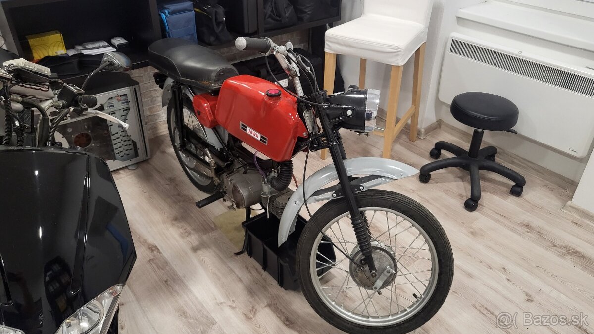 Jawa 23 mustang