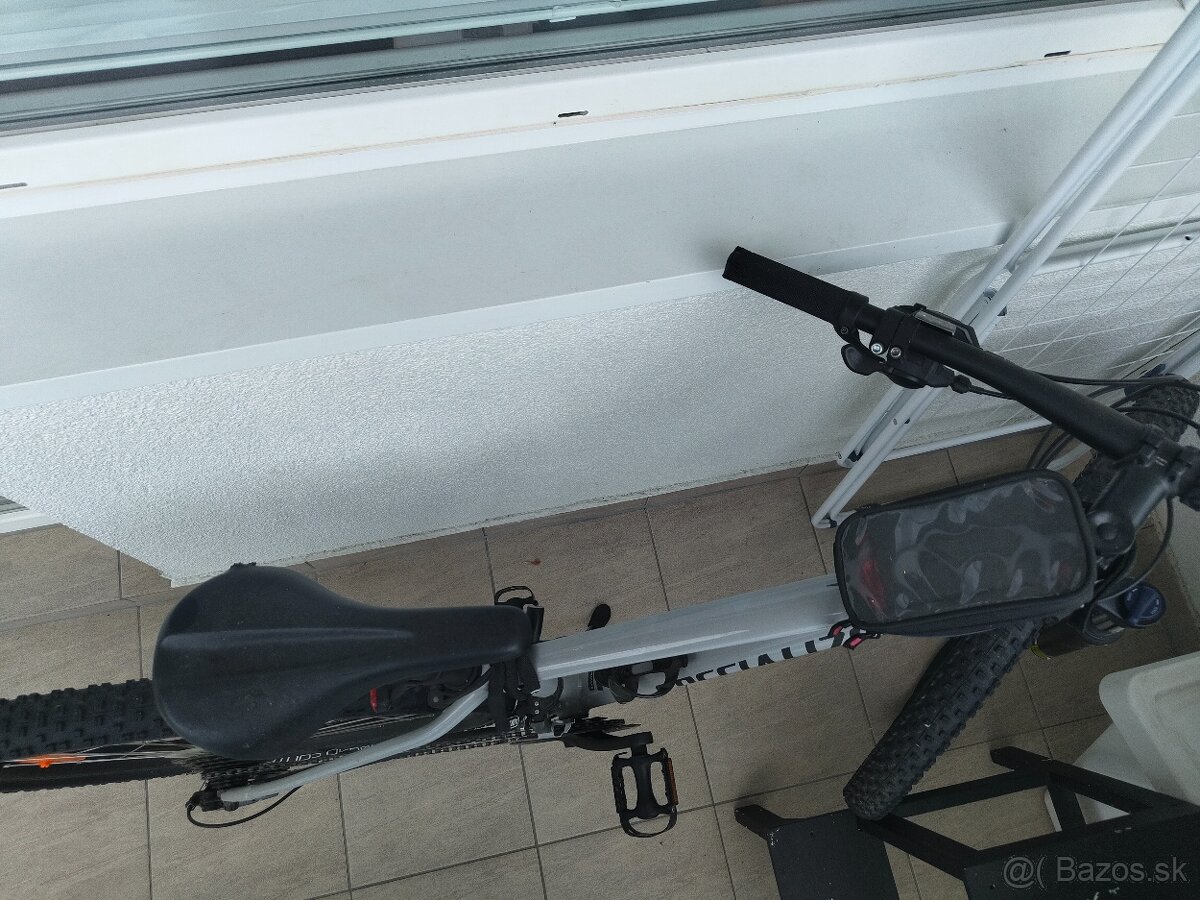 Predám Specialized Rockhopper S 29