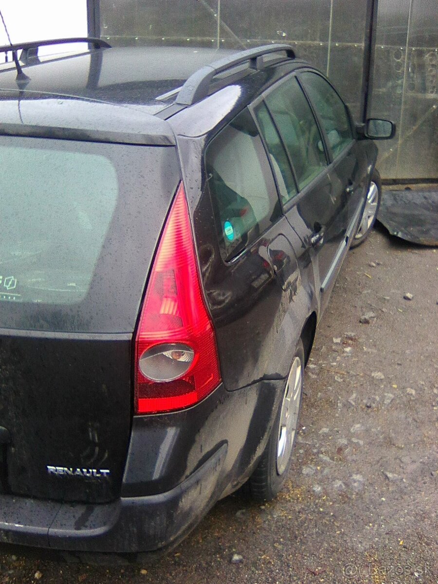 RENAULT MEGANE II SVETLO,NARAZNIK