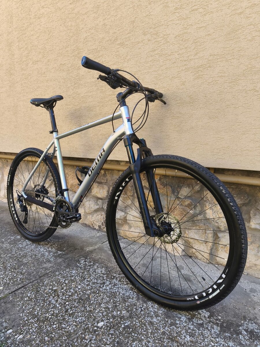 Krosový bicykel Dema