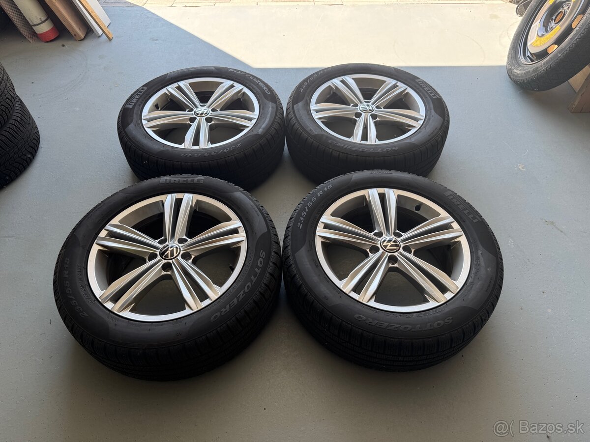 Predam original zimne komplety 235/55r18