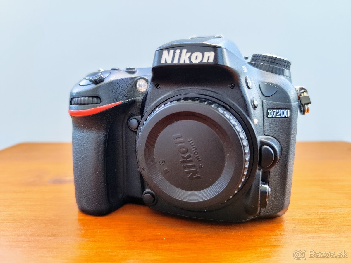 Nikon D7200