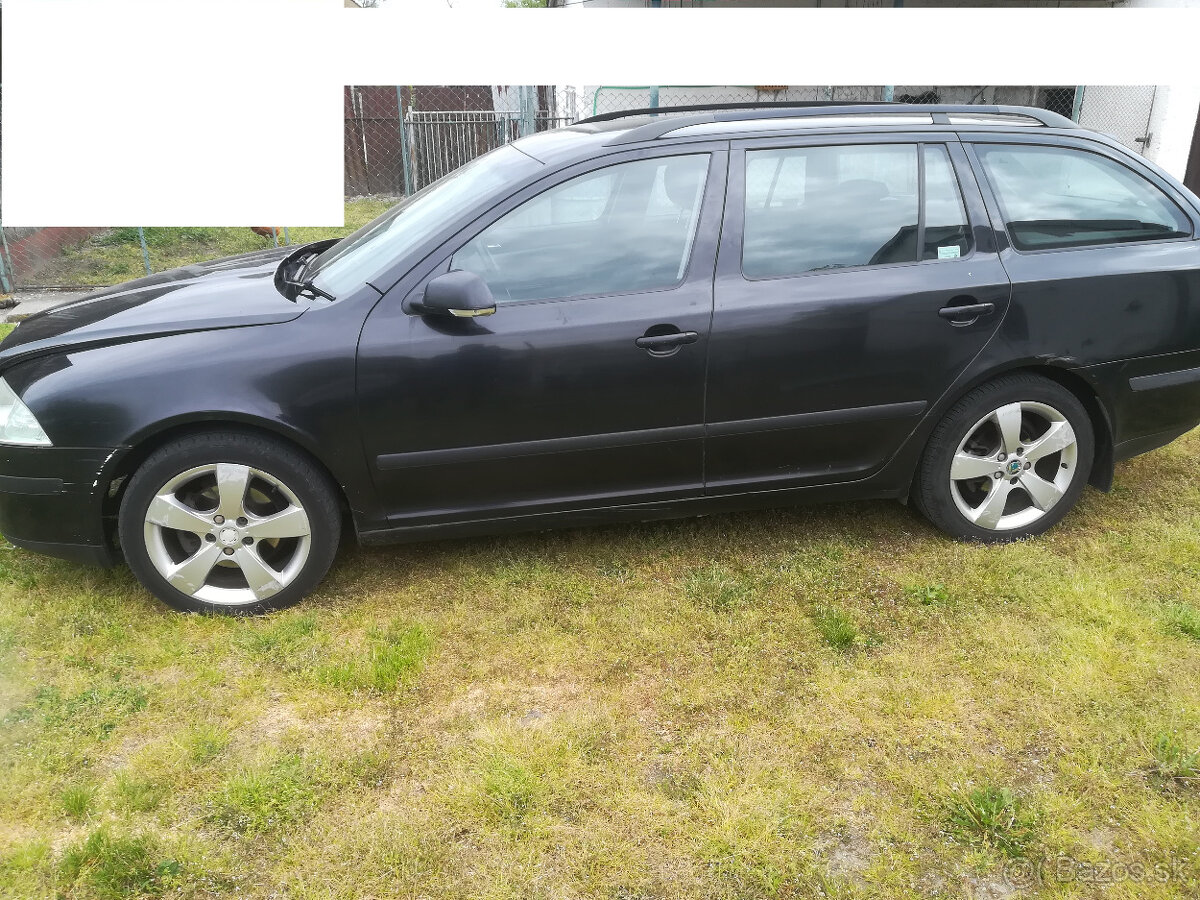 predam dvere, diely, cierna farba octavia 2 combi