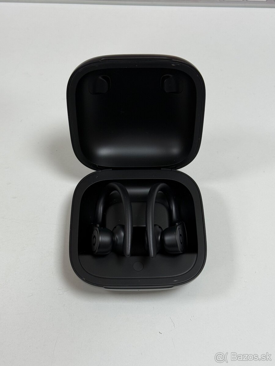   Apple Beats Powerbeats Pro – Black 