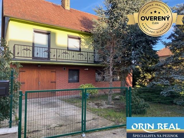 Čarovný útulný domček s vinicou v Modre časti Kráľová 962m2