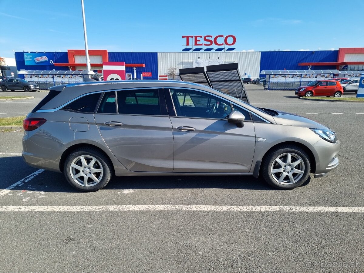 Opel Astra ST Combi 81kw Manuál