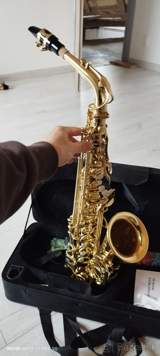 Alt saxofón