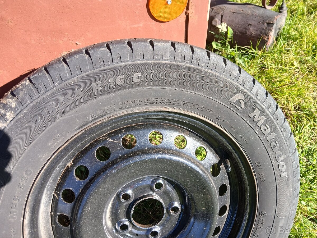 Predam zimne pneumatiky 215/65R16C