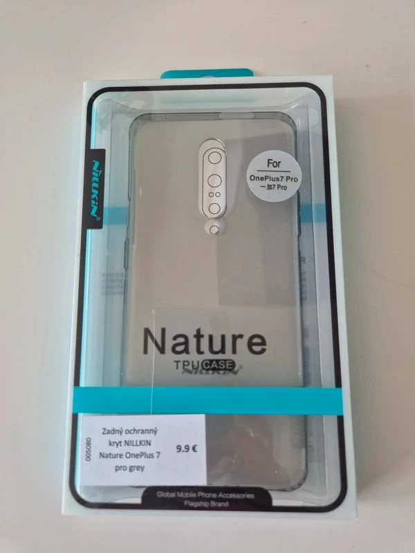 One plus pro obal nepouzity omylom kupeny na pro