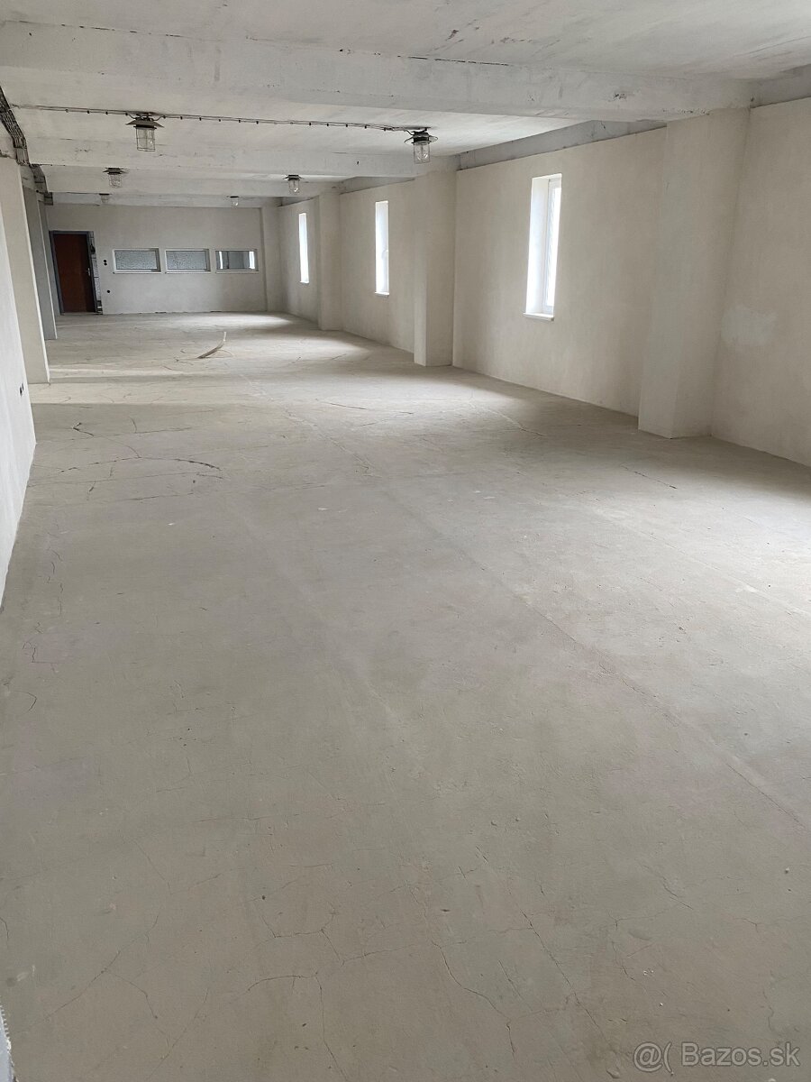 Prenajom -sklad,výrobne priestory,kancelárie
