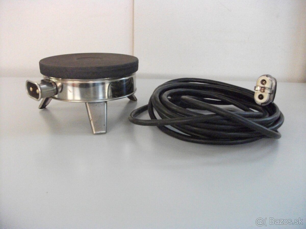 Predám zachovalý,starý elektrický varič.