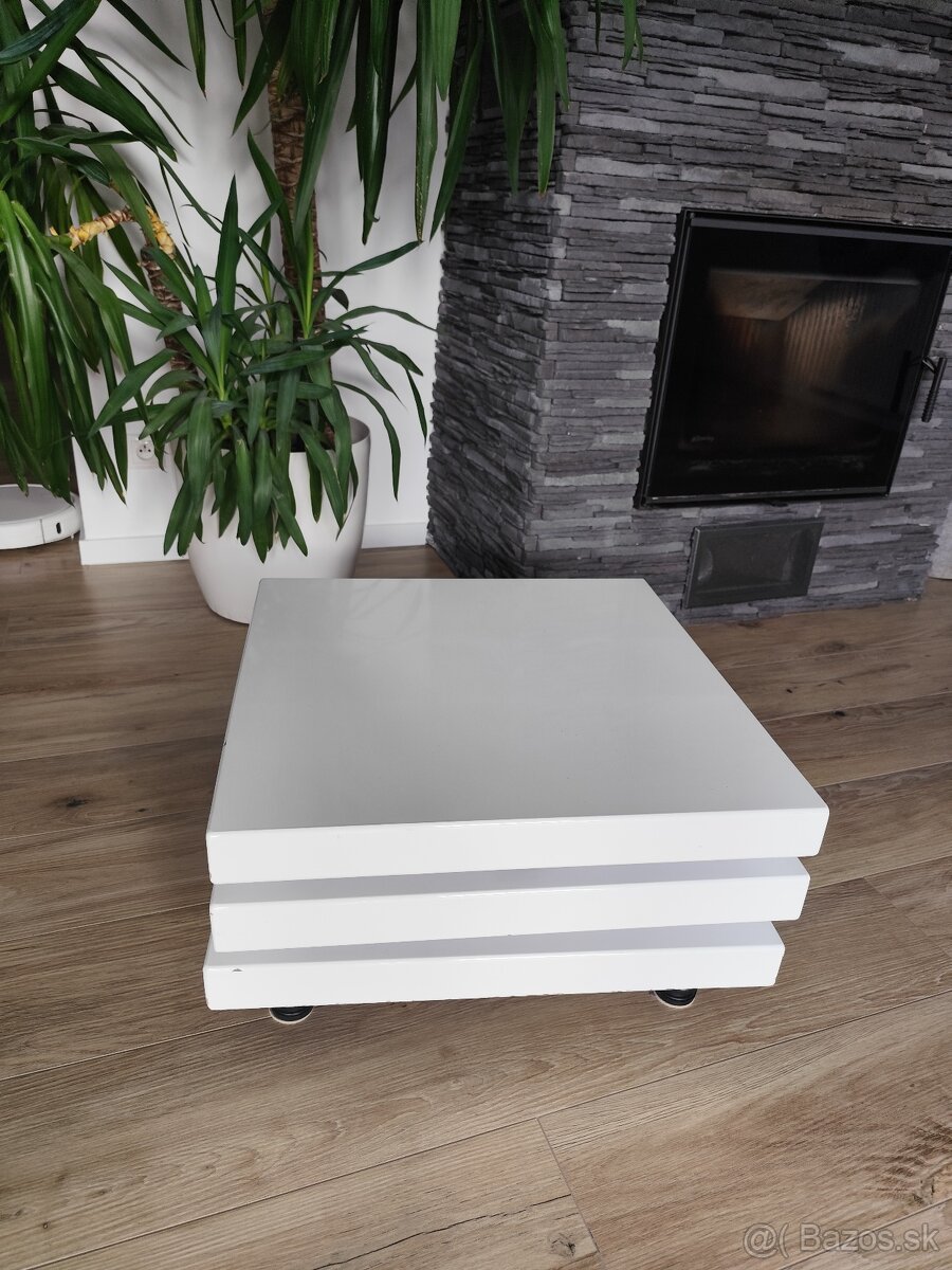 Konferenčný stolík