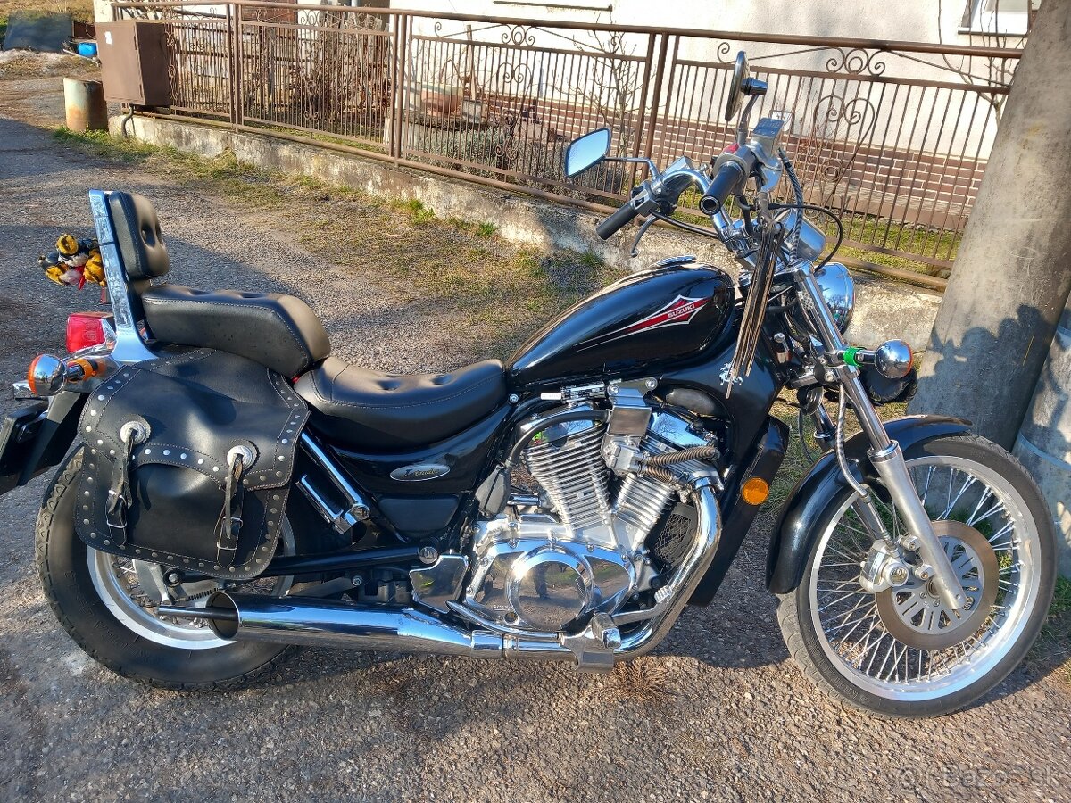 Suzuki intruder 600