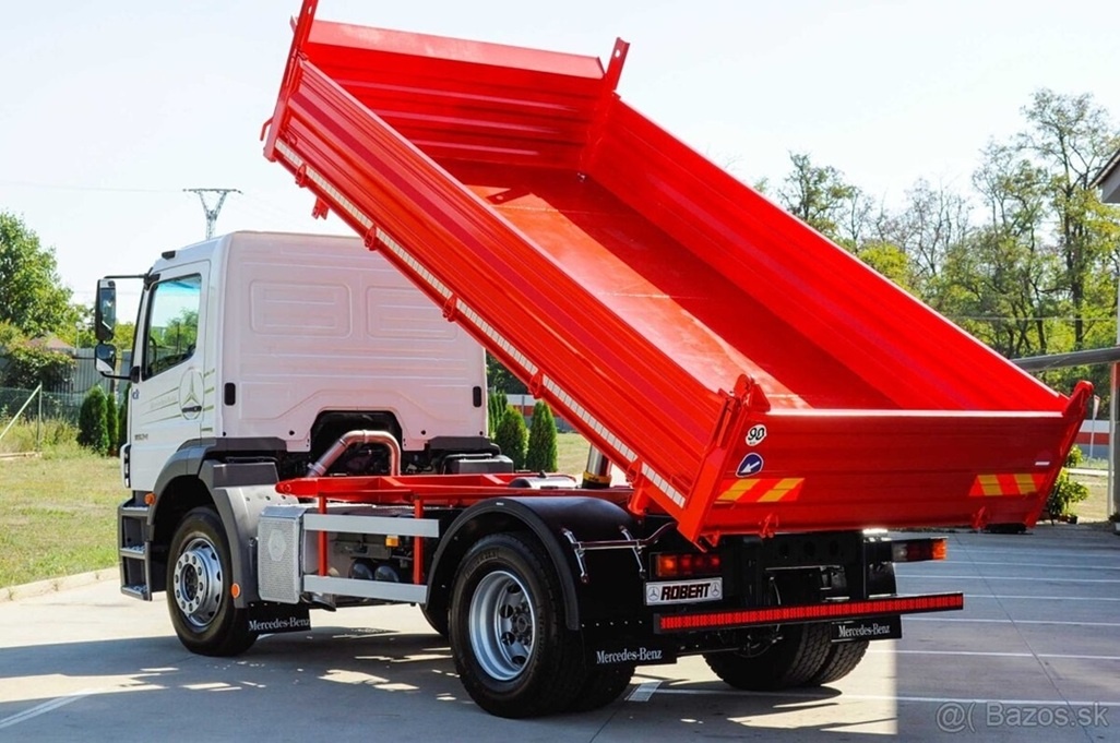 MERCEDES AXOR 1824 TROJSTRANNÝ S3 SKLÁPAČ / VYKLÁPAČ / EURO4