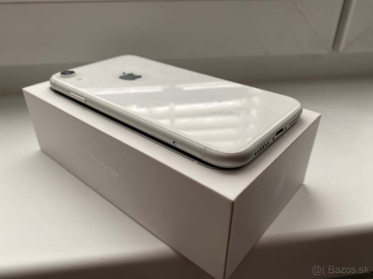 iPhone XR 64Gb Silver