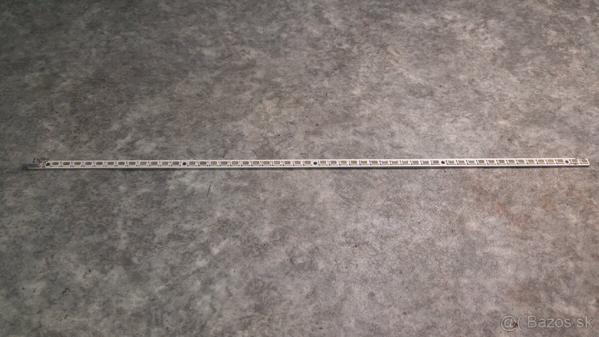 Samsung F4000 LED pás podsvietenia