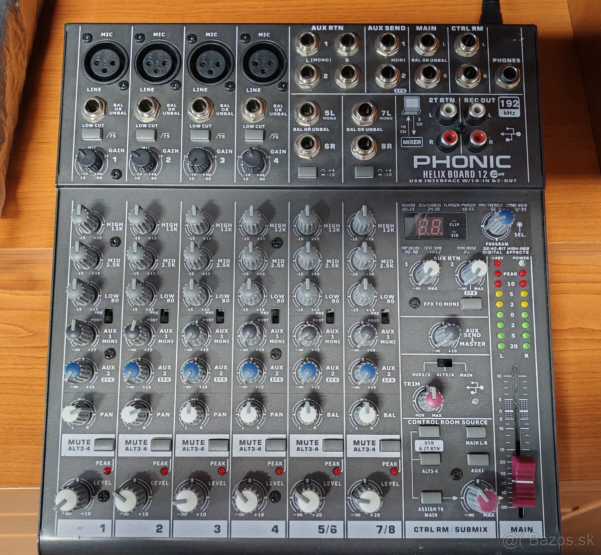 Helixboard 12 plus mix pult s efektami 192 Khz