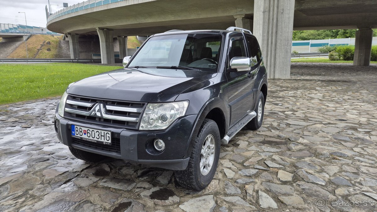 Predám Mitsubishi Pajero 4