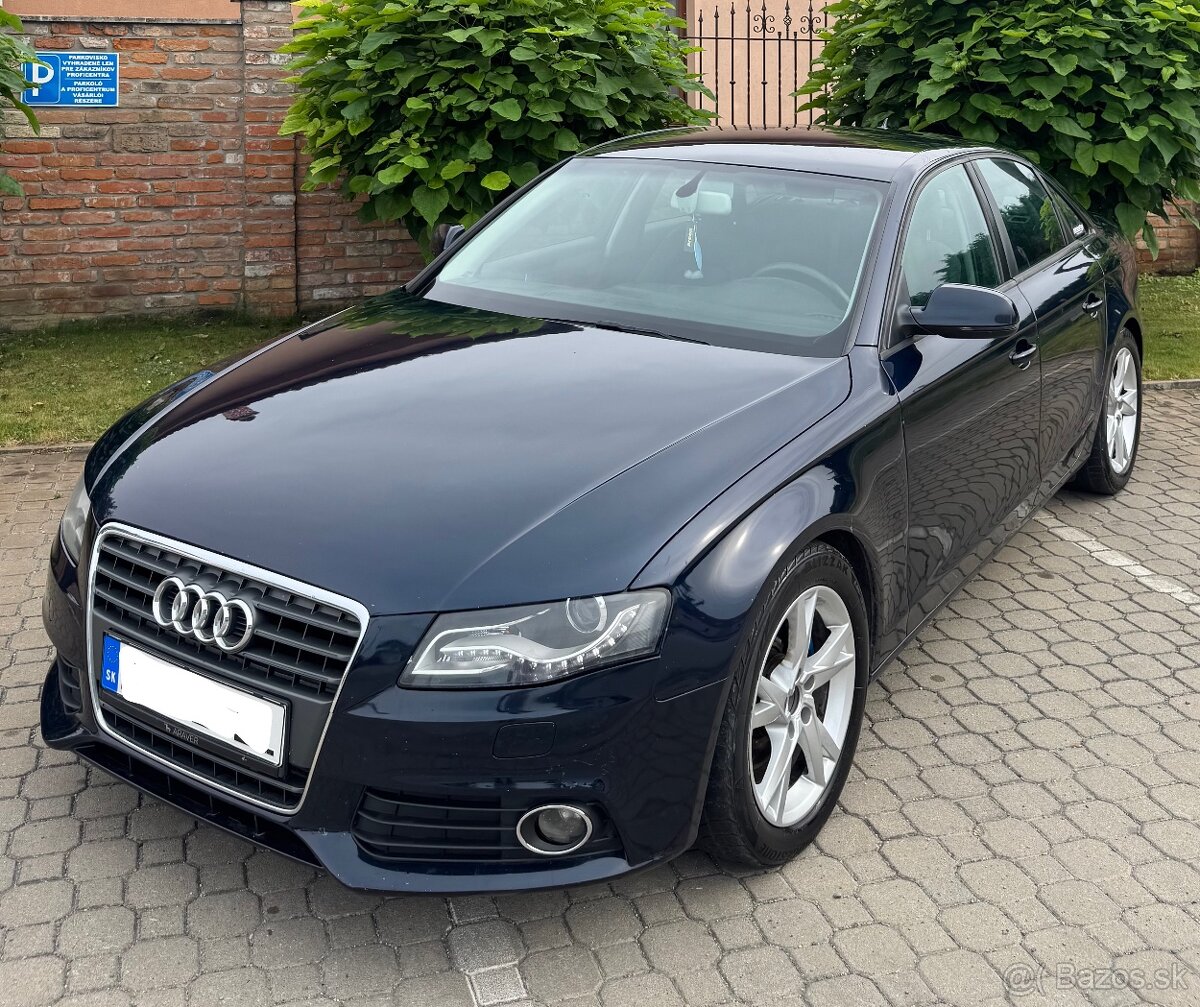 Audi a4 b8 2,0 TDI S-line