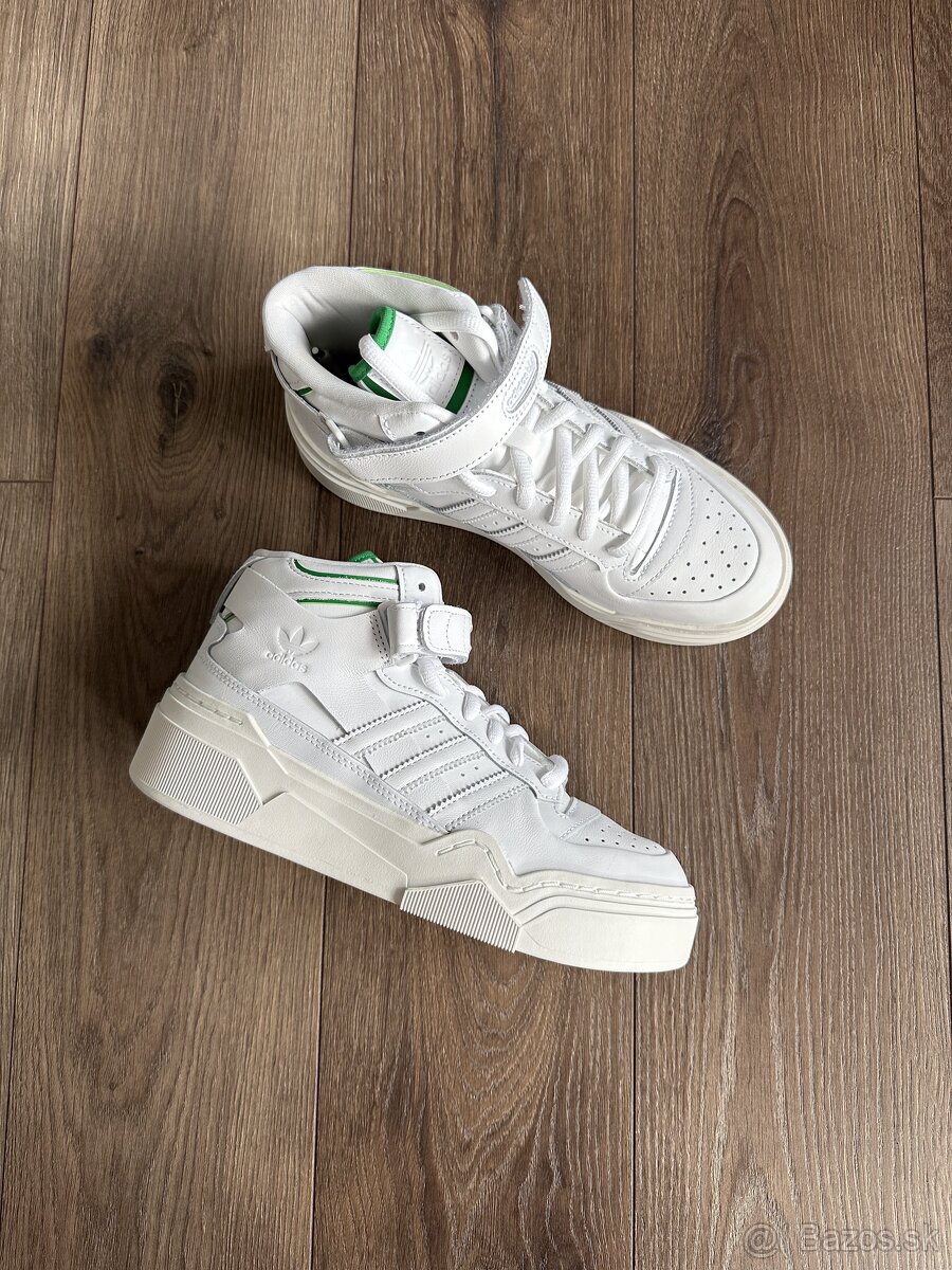 Nové Tenisky Adidas v. 38
