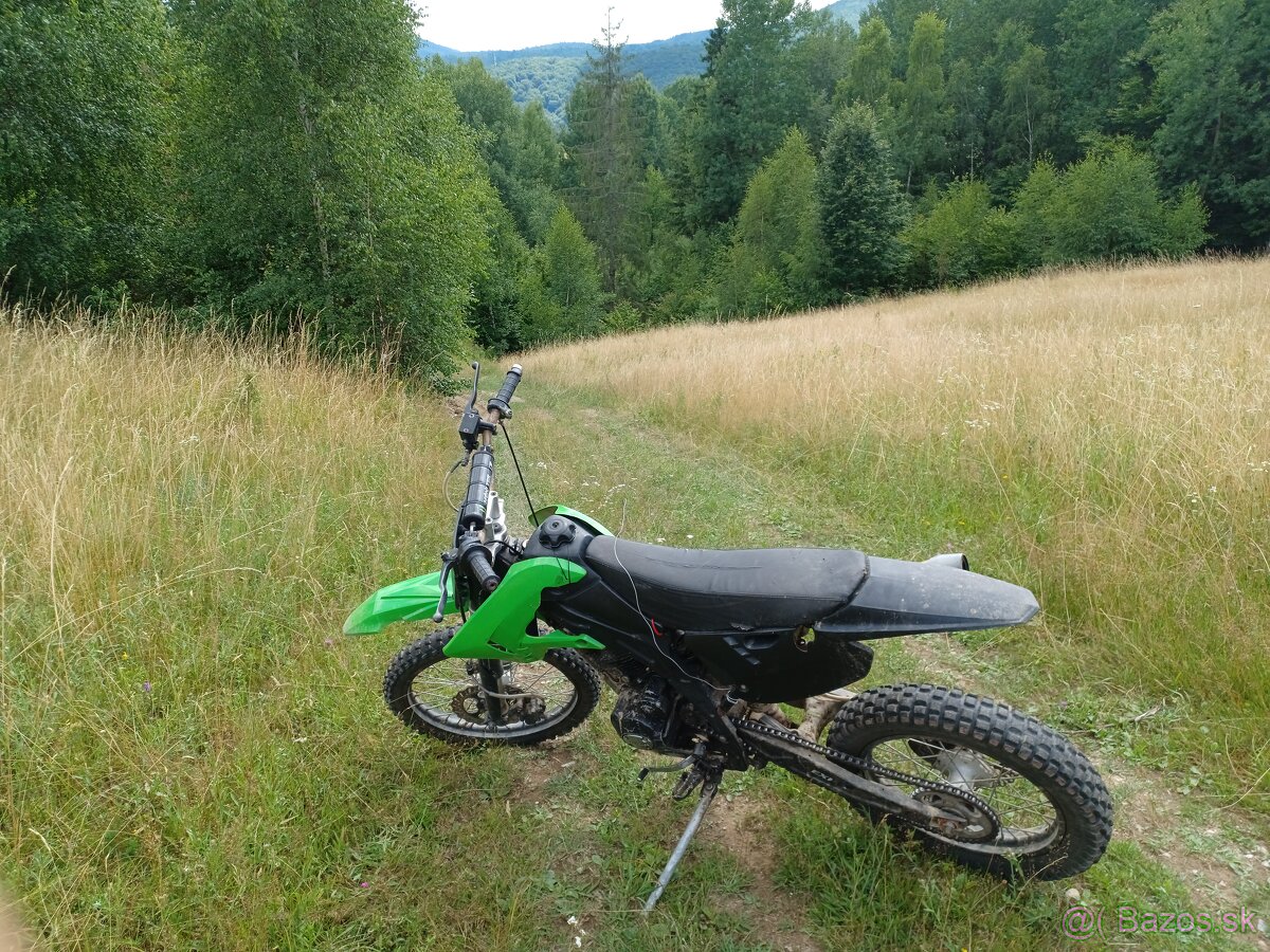 250