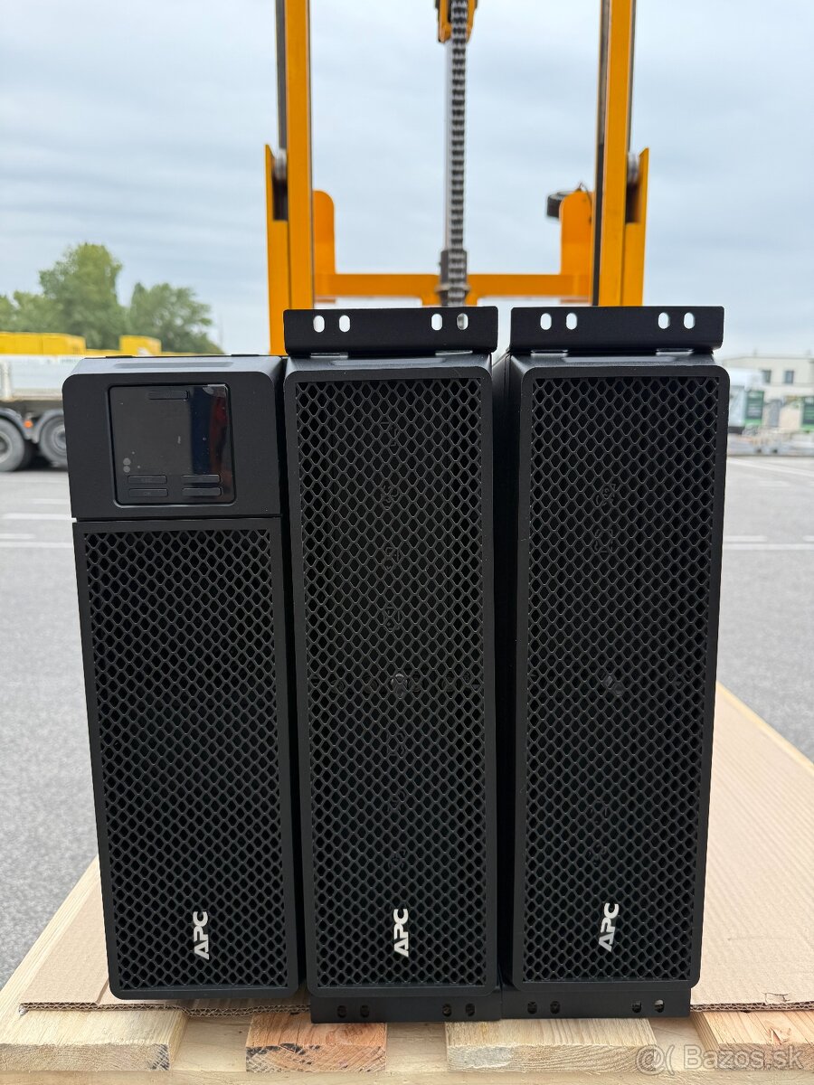 Predám UPS APC Smart-UPS SRT 8000VA (8kVA)